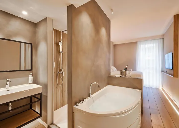 Barcelona Century Hotel
